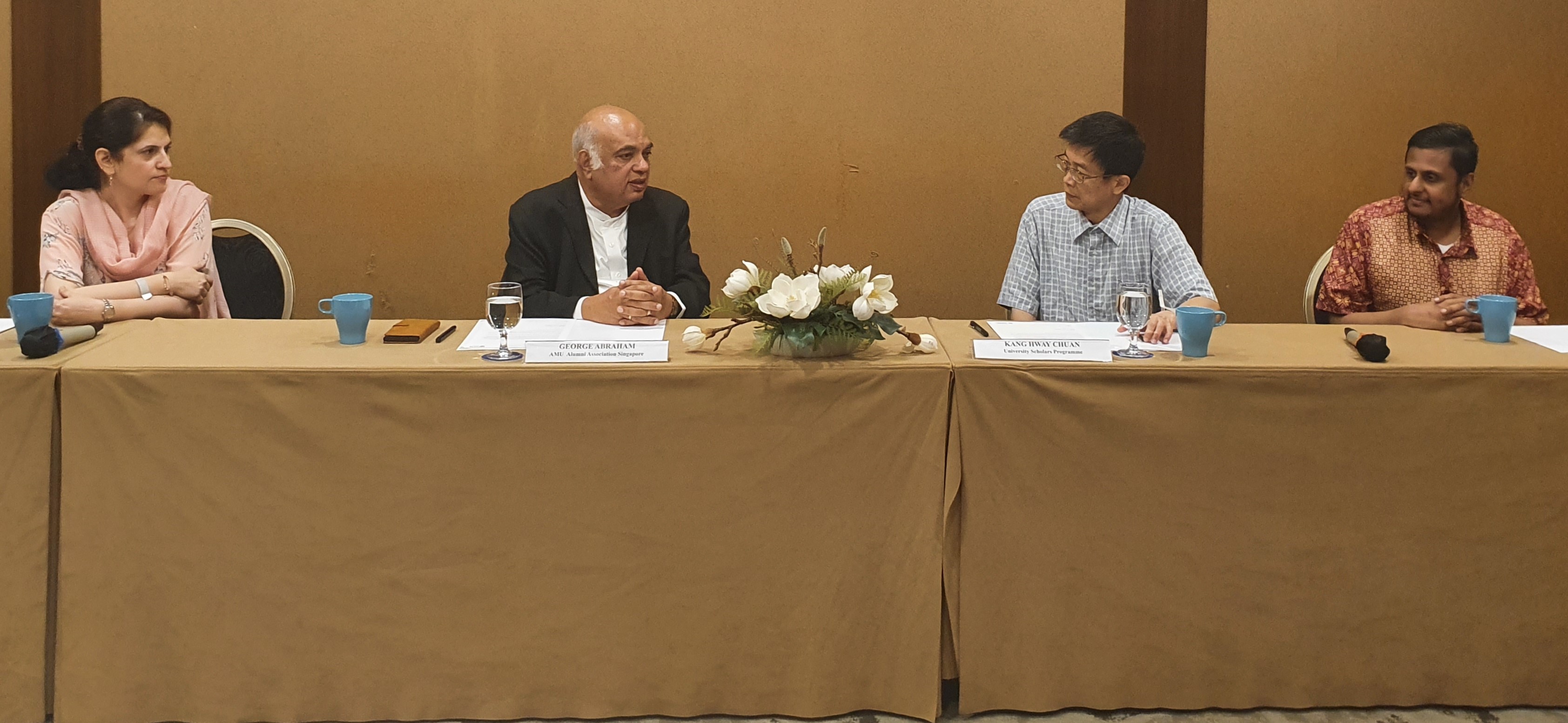 (L to R) Hina Haris, Secretary of the AMU Alumni Association Singapore; George Abraham; A/P Kang Hway Chuan; and Dr Mustafa Izzuddin, Adjunct Senior Lecturer at USP.